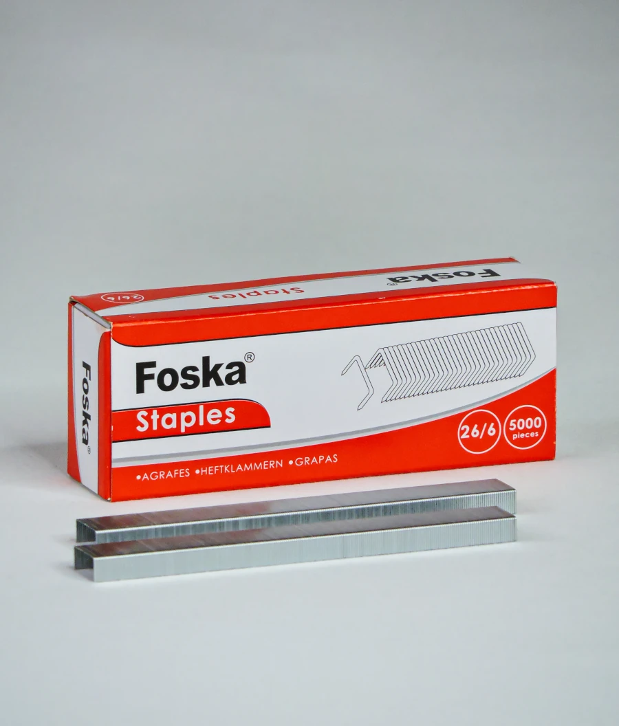 Distribuidora Mora y Mora-Grapas lisa FOSKA